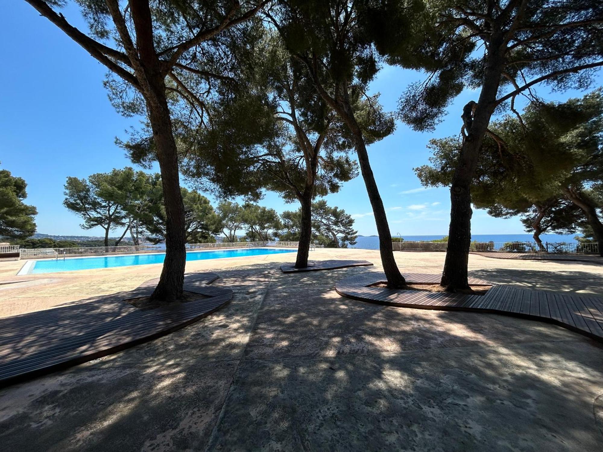 Horizon Bleu Bandol : Appartement Pieds Dans L'Eau Exterior photo